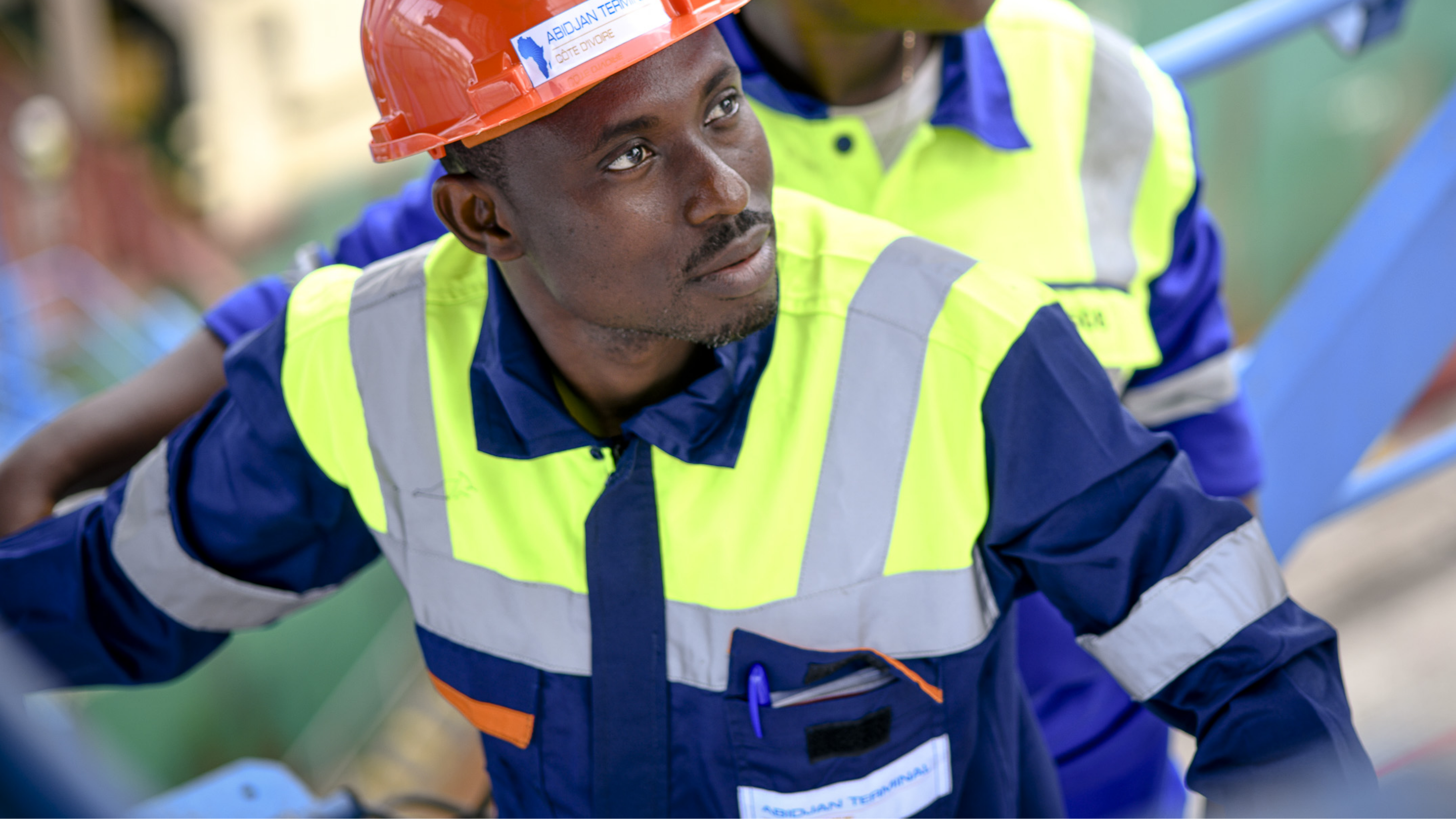 technicien logistique d'AGL en Afrique