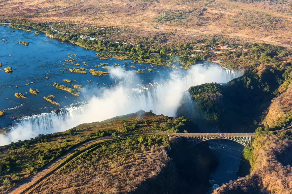 Photo aérienne des Chutes Victoria au Zambie