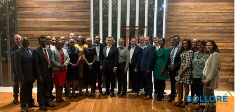 Photo de groupe avec Philippe Labonne